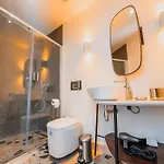 מלון Casa Colore Boutique House *