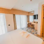Casa Colore Boutique House מלון