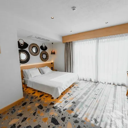 Casa Colore Boutique House מלון