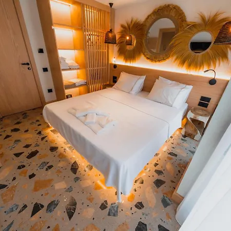 מלון Casa Colore Boutique House *