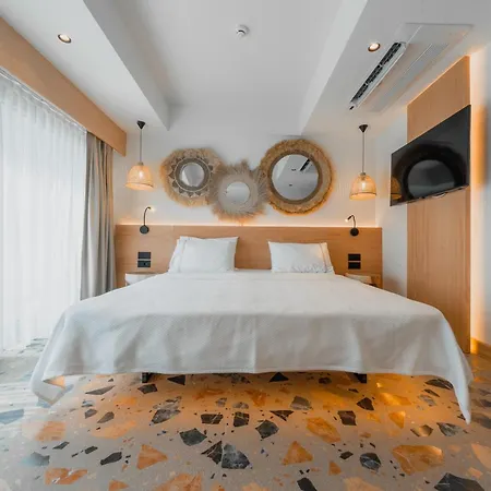 מלון Casa Colore Boutique House *
